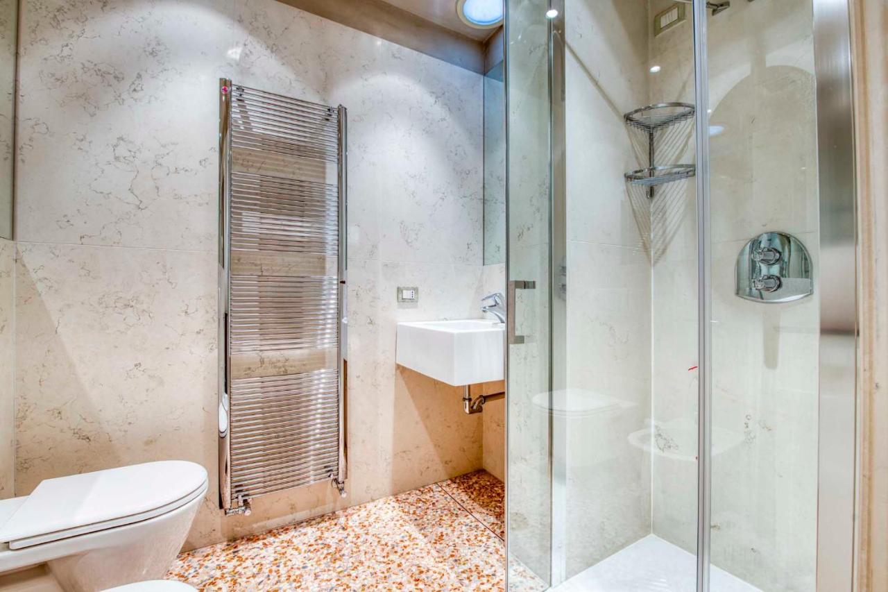 Apartmentsarena - Suite Mercatorum - Piazza Erbe Vérone Extérieur photo