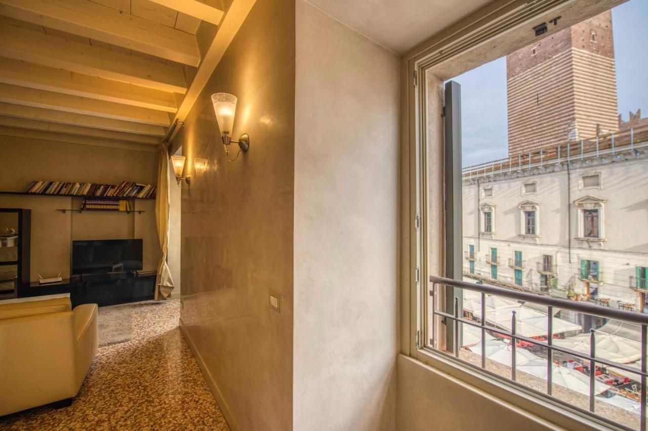 Apartmentsarena - Suite Mercatorum - Piazza Erbe Vérone Extérieur photo