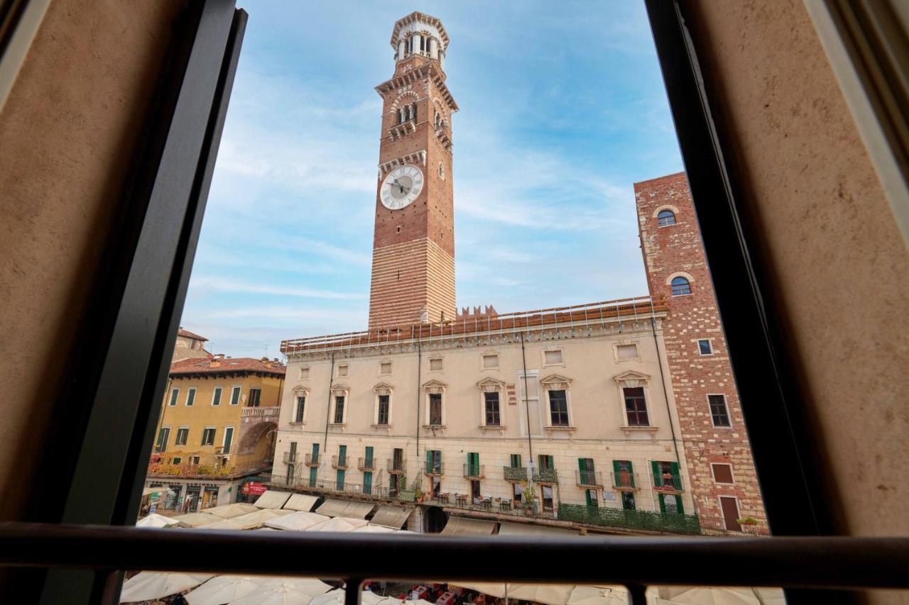 Apartmentsarena - Suite Mercatorum - Piazza Erbe Vérone Extérieur photo